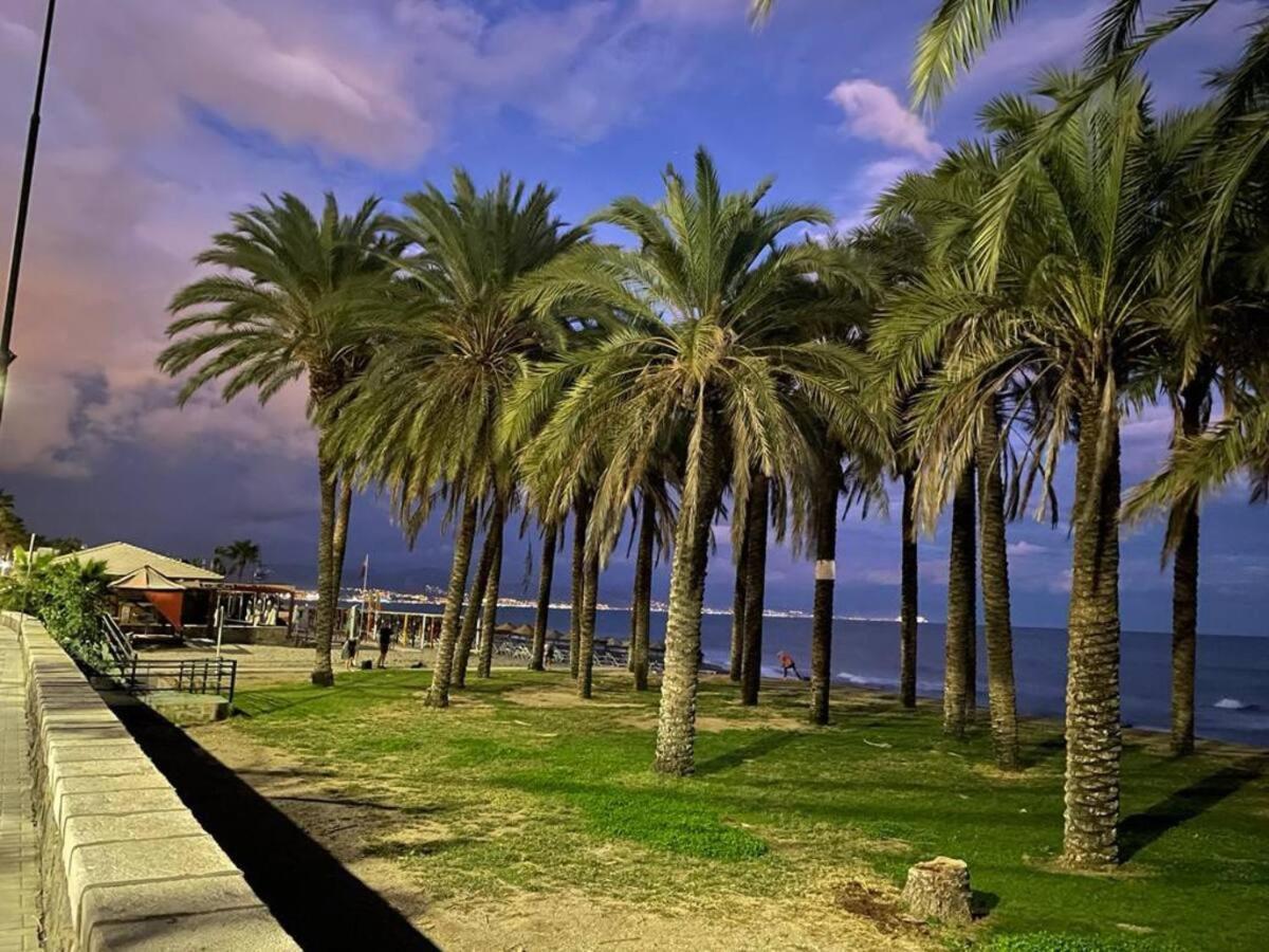One Step From The Beach Torremolinos Buitenkant foto