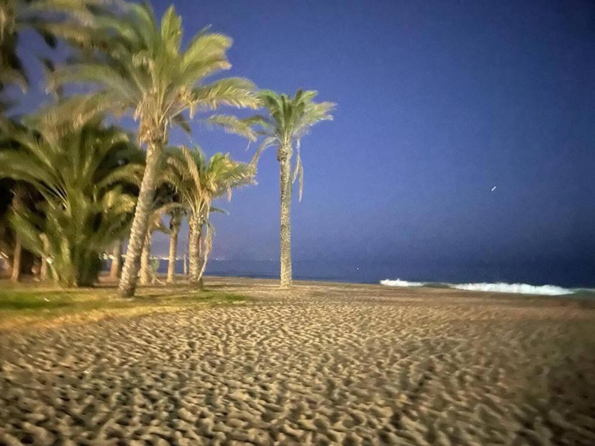 One Step From The Beach Torremolinos Buitenkant foto